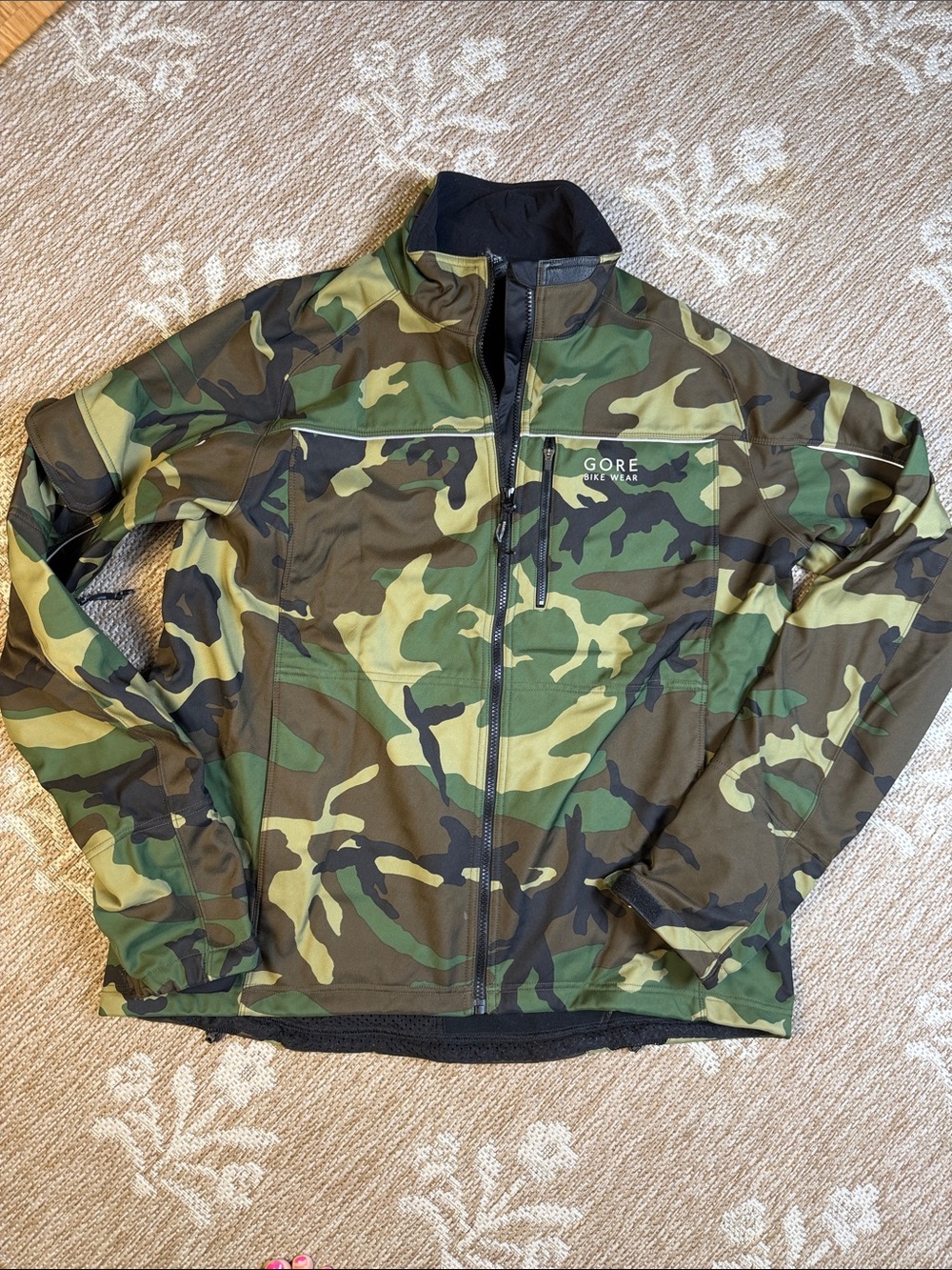GORE BIKE WEAR Men's Camo Cycling Jacket - Green Camo